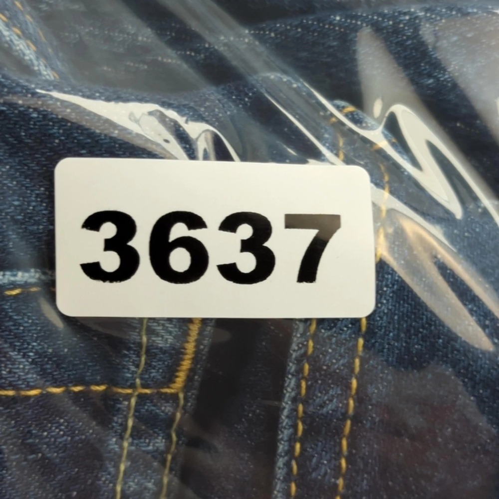 Diesel Men’s Dark Blue Bootcut Jeans - Picture 12 of 12